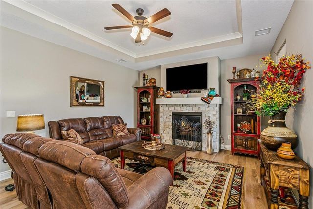 6537 W Collina St, Wichita, KS 67205