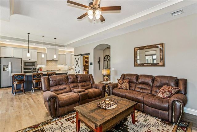 6537 W Collina St, Wichita, KS 67205