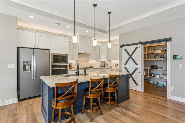 6537 W Collina St, Wichita, KS 67205