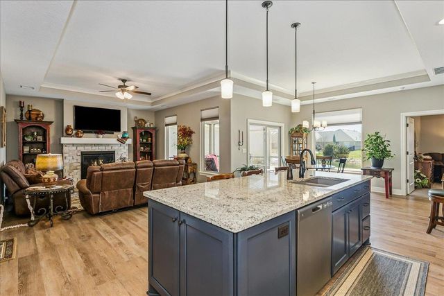 6537 W Collina St, Wichita, KS 67205