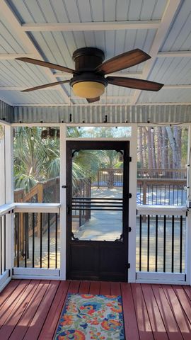 1333 Mapleton Avenue, Charleston, SC 29412