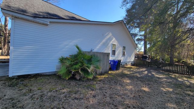 1333 Mapleton Avenue, Charleston, SC 29412