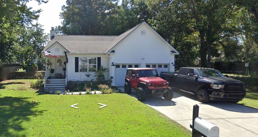 1333 Mapleton Avenue, Charleston, SC 29412