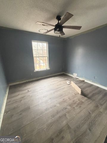 156 DOGWOOD GLEN Drive, Aragon, GA 30104