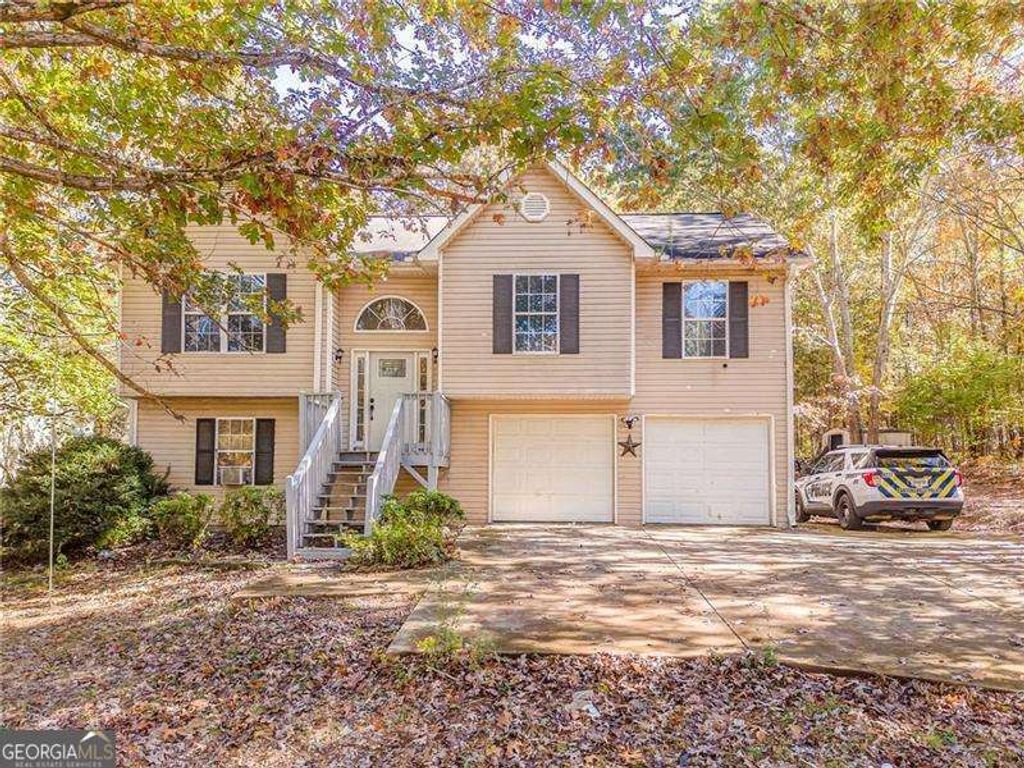 156 DOGWOOD GLEN Drive, Aragon, GA 30104