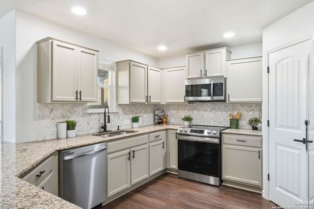 184 Jolie Circle, Boerne, TX 78015