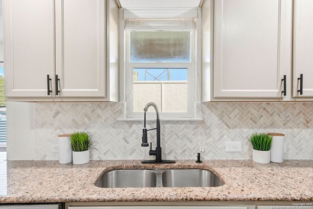 184 Jolie Circle, Boerne, TX 78015