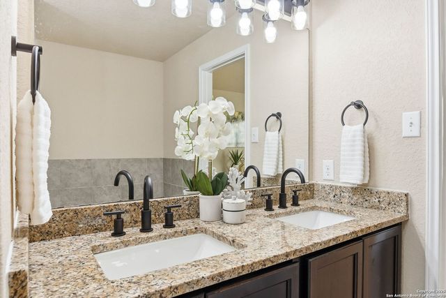 184 Jolie Circle, Boerne, TX 78015