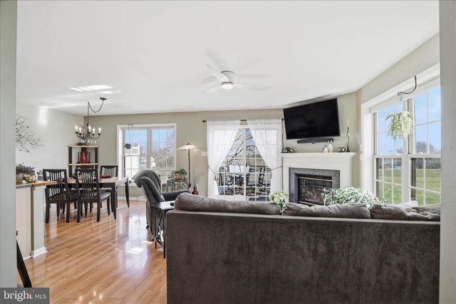 60 TALON DR, Ephrata, PA 17522