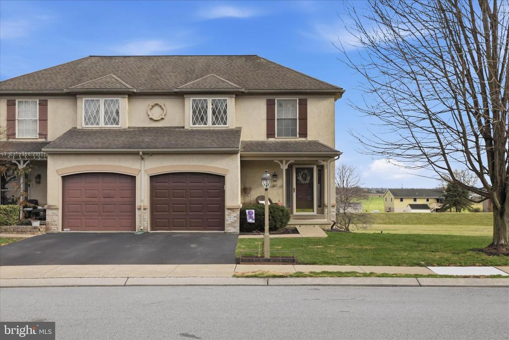 60 TALON DR, Ephrata, PA 17522