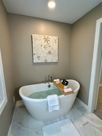 4021 Pebblebrook Drive, Bloomington, MN 55437