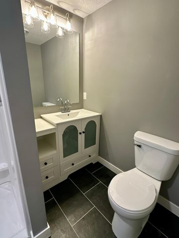 4021 Pebblebrook Drive, Bloomington, MN 55437