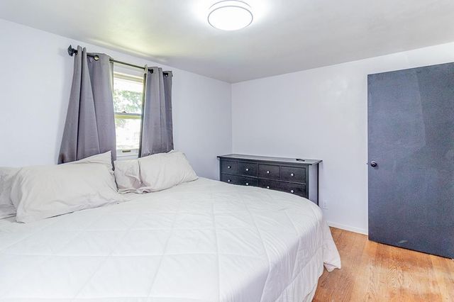 527 E WILSON AVENUE, Appleton, WI 54915