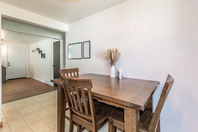 527 E WILSON AVENUE, Appleton, WI 54915