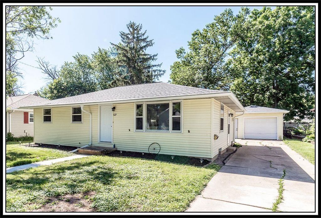 527 E WILSON AVENUE, Appleton, WI 54915
