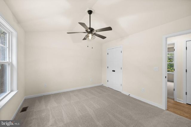 425 LAKE CAROLINE DR, Ruther Glen, VA 22546