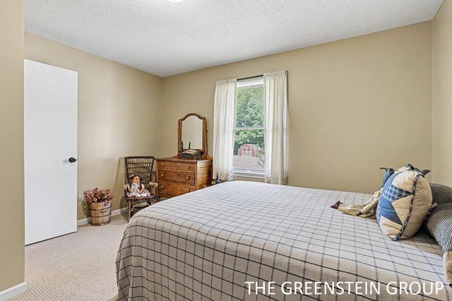 15949 Brucker Street, Grand Haven, MI 49417