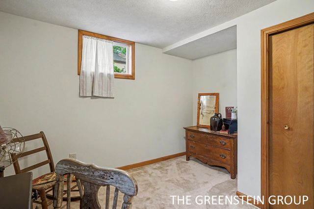 15949 Brucker Street, Grand Haven, MI 49417