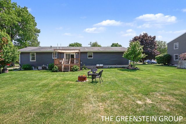 15949 Brucker Street, Grand Haven, MI 49417