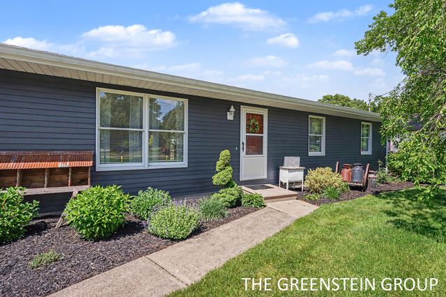 15949 Brucker Street, Grand Haven, MI 49417