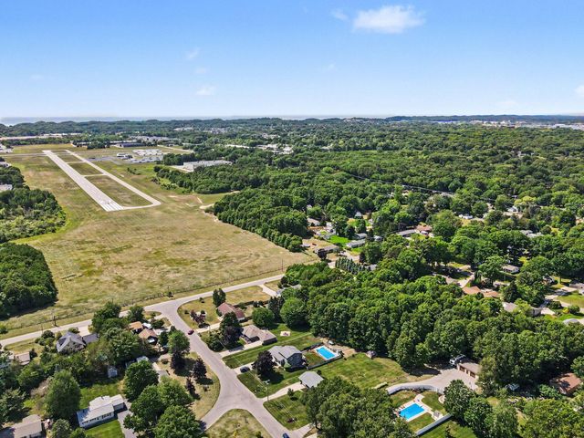 15949 Brucker Street, Grand Haven, MI 49417