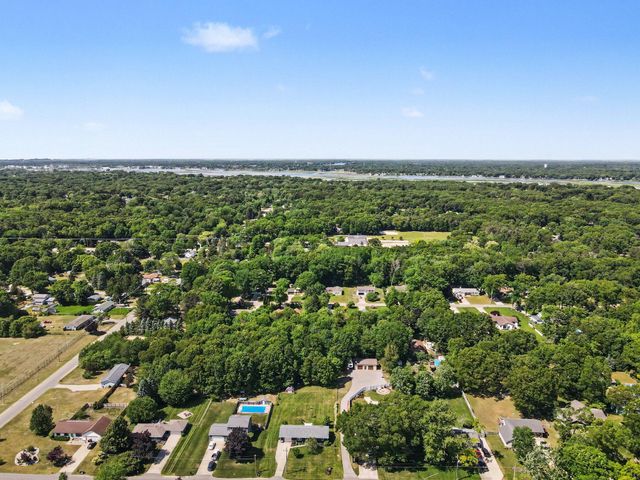 15949 Brucker Street, Grand Haven, MI 49417