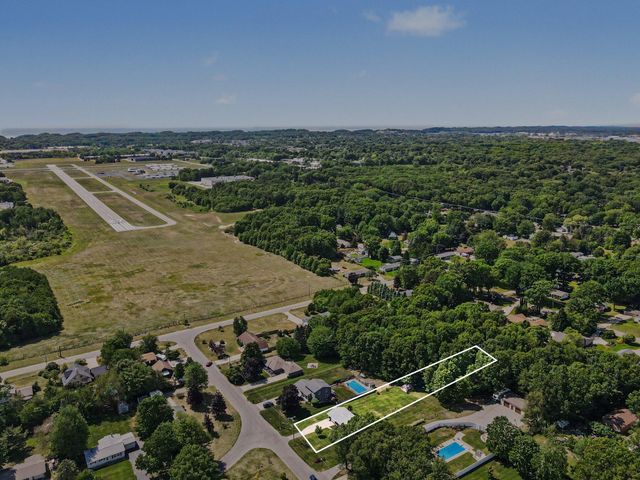15949 Brucker Street, Grand Haven, MI 49417