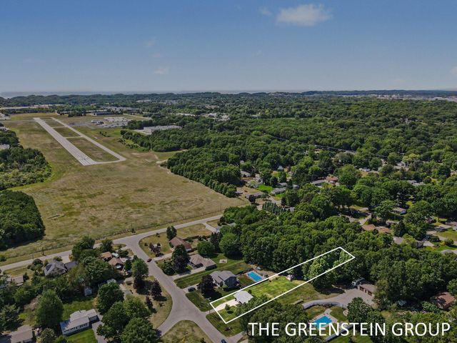 15949 Brucker Street, Grand Haven, MI 49417