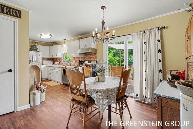 15949 Brucker Street, Grand Haven, MI 49417