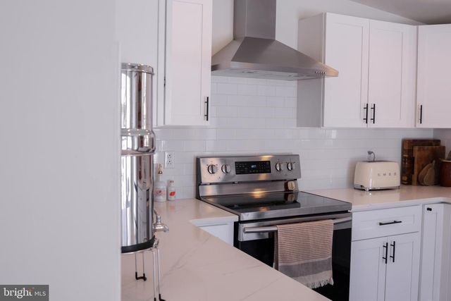 1598 GLASSBORO RD, Wenonah, NJ 08090