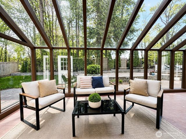 14213 SE 45th Place, Bellevue, WA 98006