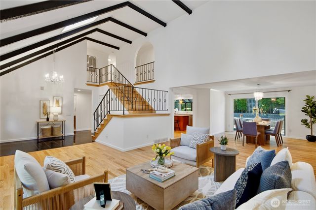 14213 SE 45th Place, Bellevue, WA 98006