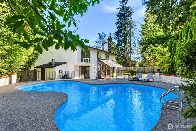 14213 SE 45th Place, Bellevue, WA 98006
