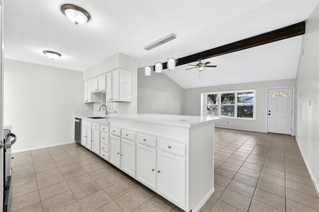 10123 Kent Towne Lane, Sugar Land, TX 77498