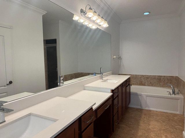 2555 Creekside Drive, Fort Pierce, FL 34981