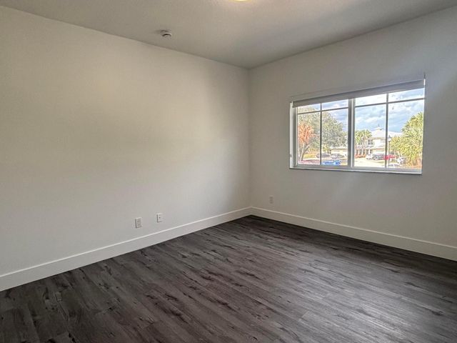 2555 Creekside Drive, Fort Pierce, FL 34981