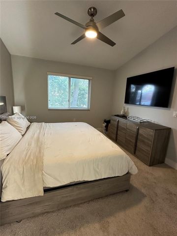 2298 NW 78th Ave 201, Pembroke Pines, FL 33024