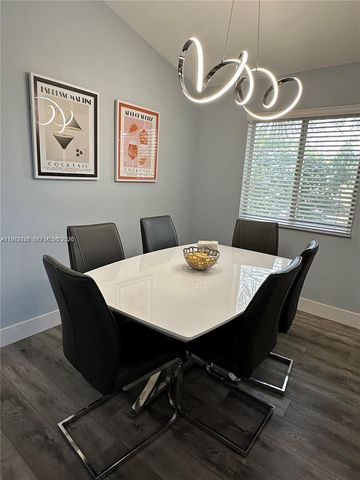 2298 NW 78th Ave 201, Pembroke Pines, FL 33024