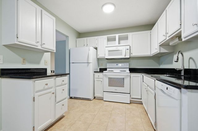 4145 Austin Street NE, Circle Pines, MN 55014