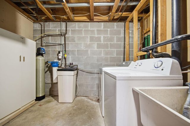 4145 Austin Street NE, Circle Pines, MN 55014