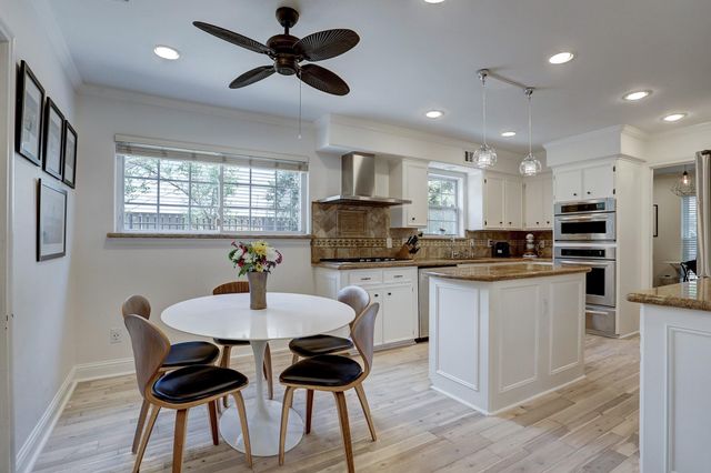 12506 Kingsride Lane, Houston, TX 77024