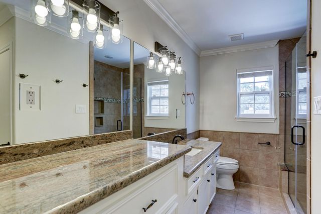 12506 Kingsride Lane, Houston, TX 77024