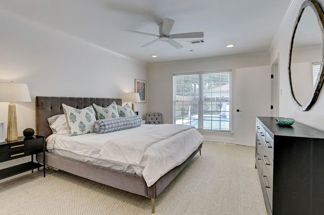 12506 Kingsride Lane, Houston, TX 77024