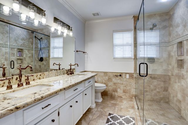 12506 Kingsride Lane, Houston, TX 77024