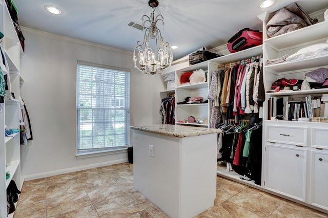 12506 Kingsride Lane, Houston, TX 77024