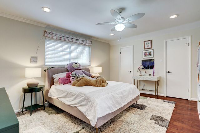 12506 Kingsride Lane, Houston, TX 77024