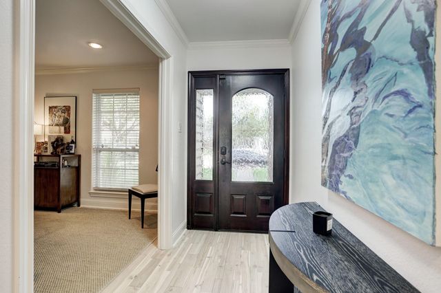 12506 Kingsride Lane, Houston, TX 77024