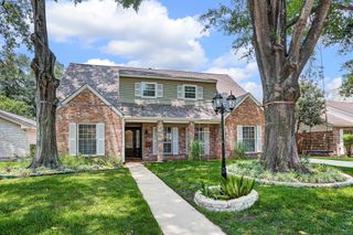 12506 Kingsride Lane, Houston, TX 77024