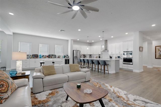 1473 ABERDEEN OAKS DRIVE, Dunedin, FL 34698