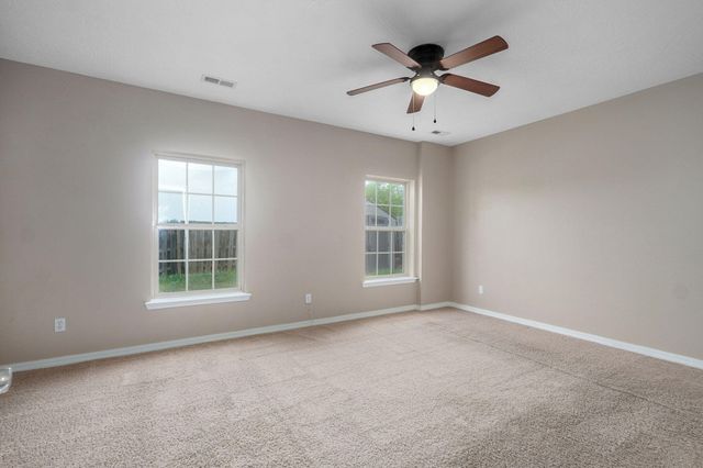 3582 N Thistlewood Court, Springfield, MO 65803